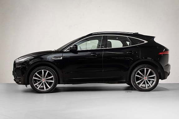 Jaguar E-PACE 4 of 5