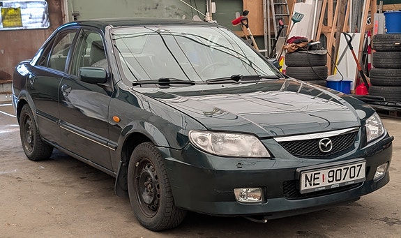 Mazda 323 2 of 16
