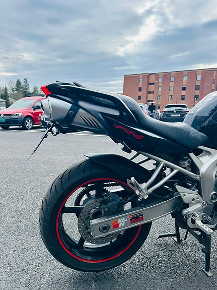 Yamaha FZ6-S Fazer 3 of 30