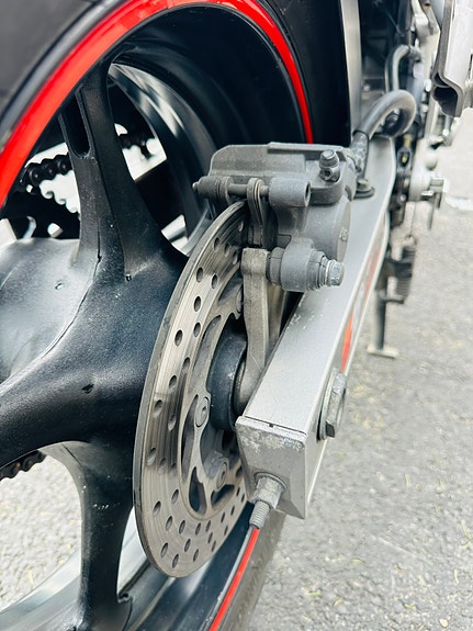 Yamaha FZ6-S Fazer 23 of 30