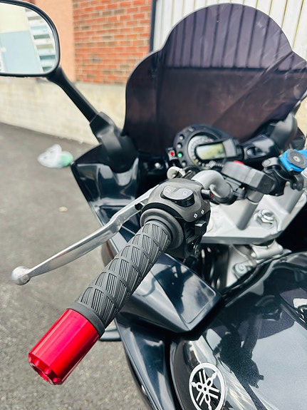 Yamaha FZ6-S Fazer 25 of 30