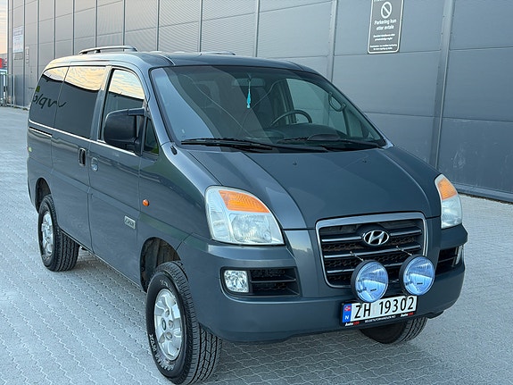 Hyundai H-1