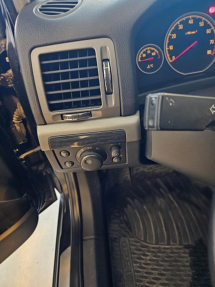 Opel Vectra 13 of 17
