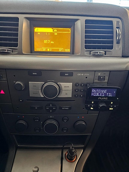 Opel Vectra 12 of 17