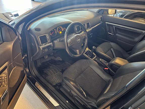Opel Vectra 7 of 17