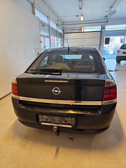 Opel Vectra 6 of 17