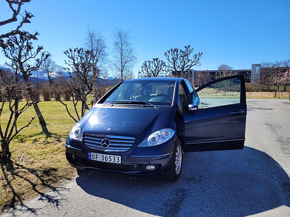 Mercedes-Benz A180 21 of 24