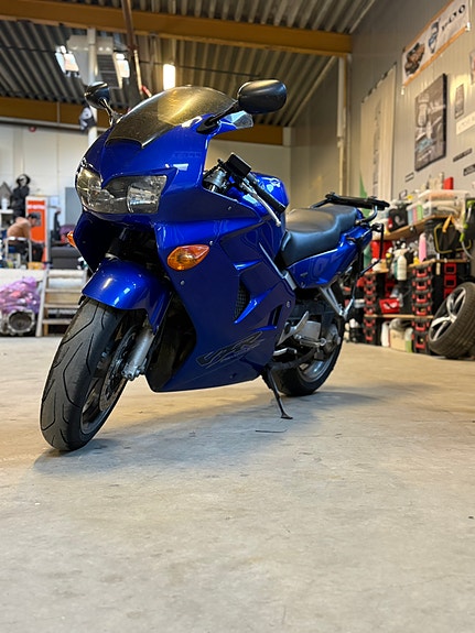 Honda VFR 800 5 of 6