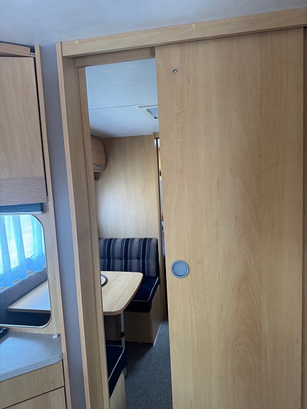 Dethleffs Camper 720 med køyer og frokostgruppe klart for innflytting, kan ta dyrere innbytte i bobil, campingvogn eller båt 14 of 24