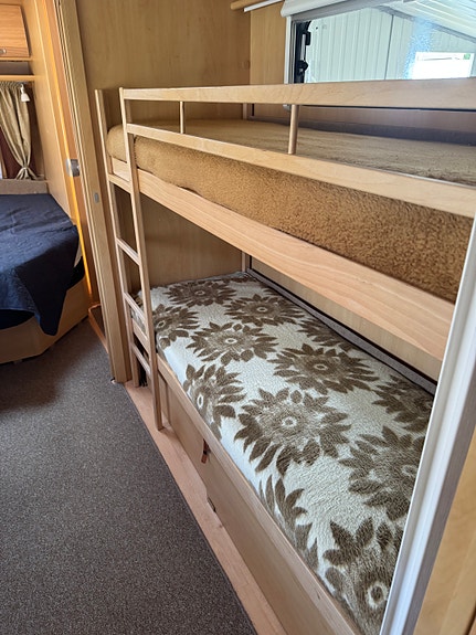 Dethleffs Camper 720 med køyer og frokostgruppe klart for innflytting, kan ta dyrere innbytte i bobil, campingvogn eller båt 11 of 24
