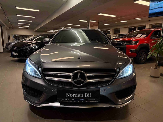 Mercedes-Benz C350 e 4 of 30
