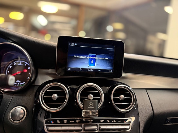 Mercedes-Benz C350 e 25 of 30