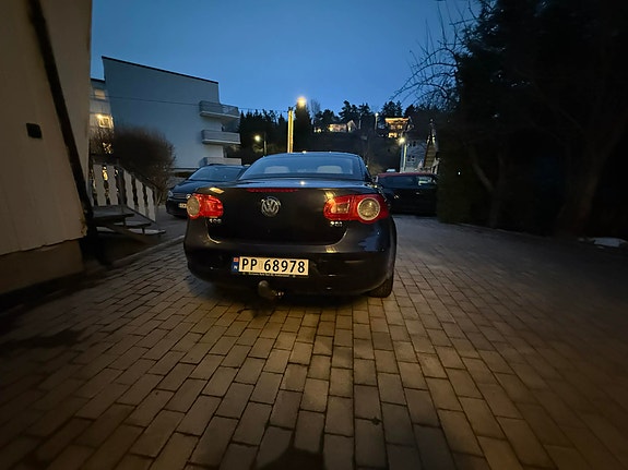 Volkswagen Eos 5 of 11