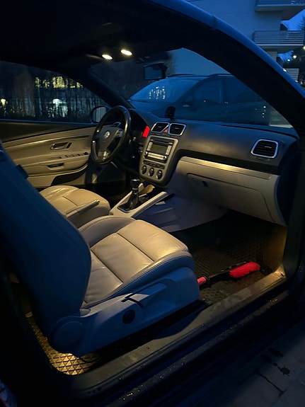Volkswagen Eos 4 of 11