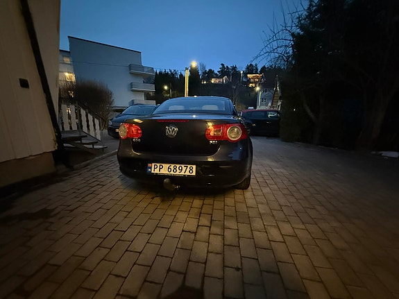 Volkswagen Eos 8 of 11