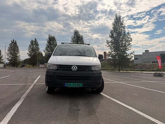 Volkswagen Transporter 2 of 5
