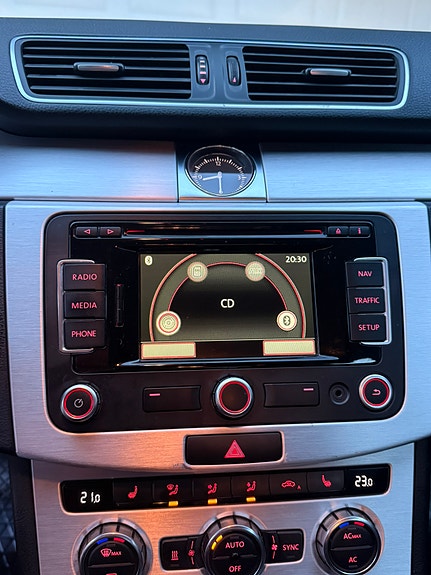 Volkswagen Passat 26 of 30