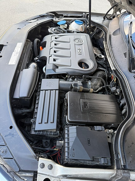 Volkswagen Passat 14 of 30