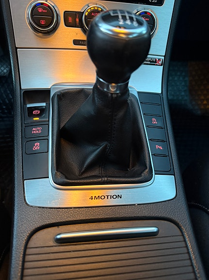 Volkswagen Passat 27 of 30