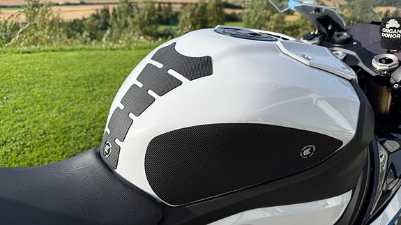 BMW BMW S1000RR – Unik spec | Strøken | Fullspekket M / Carbon | Må sees 14 of 16