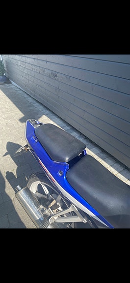 Honda CBR 125 R 4 of 4