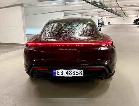 Porsche Taycan 5 of 23