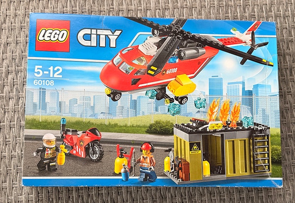 LEGO City brannhelikopter og motorsykkel sett