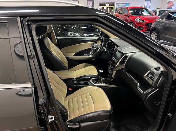 SsangYong Tivoli 13 of 25