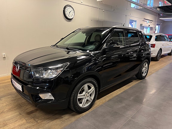 SsangYong Tivoli 3 of 5