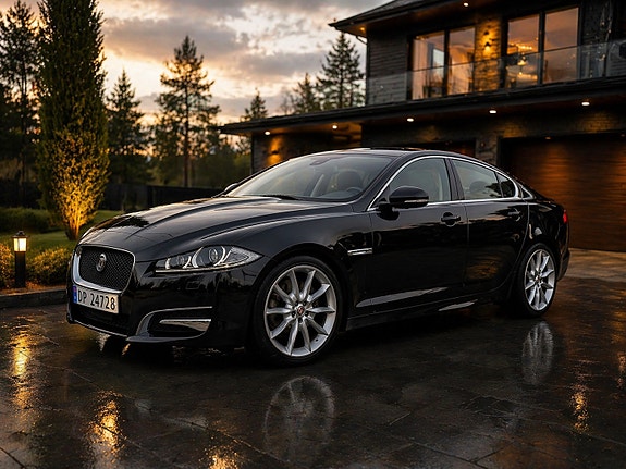 Jaguar XF 2 of 30