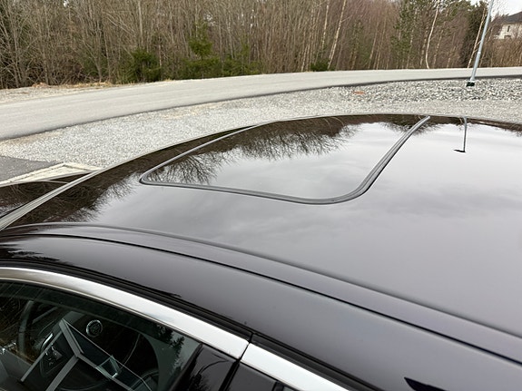 Jaguar XF 17 of 30