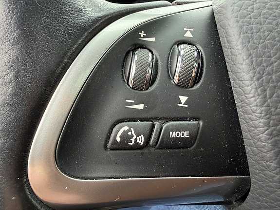 Jaguar XF 29 of 30