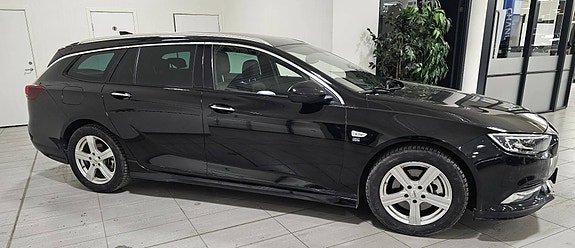 Opel Insignia 4 of 5