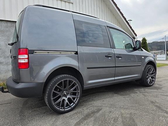 Volkswagen Caddy 9 of 30
