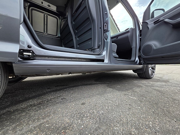 Volkswagen Caddy 18 of 30