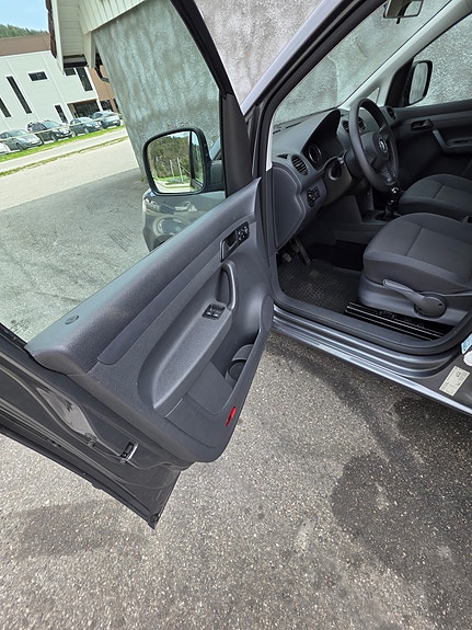 Volkswagen Caddy 20 of 30