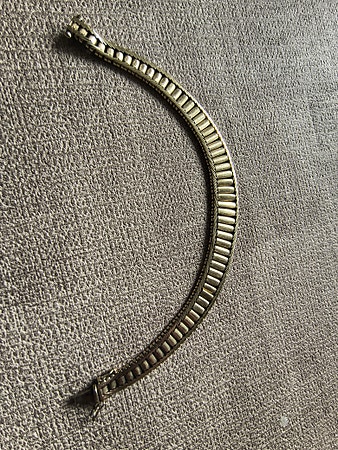 Vakkert vintage armbånd i gull til dame