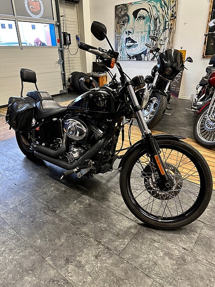 Harley-Davidson FXS Blackline