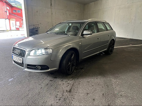 Audi A4 2 of 12