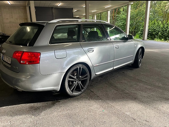 Audi A4 5 of 12