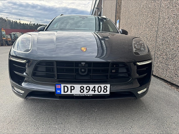 Porsche Macan 4 of 30