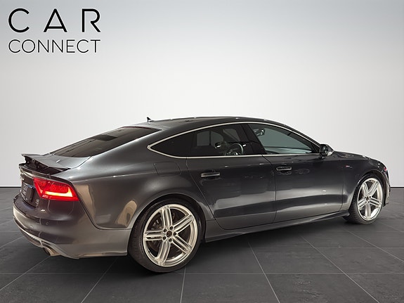 Audi A7 5 of 30