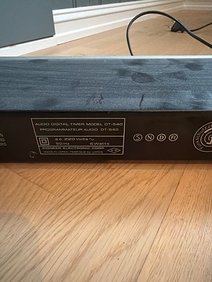 Product image 7 of 8