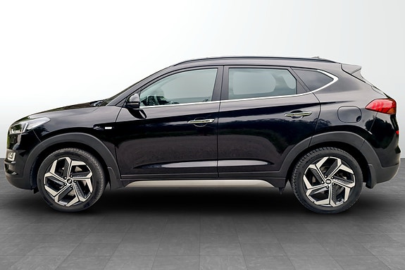 Hyundai Tucson 2 of 5