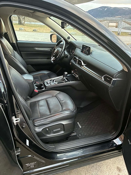Mazda CX-5 8 of 18