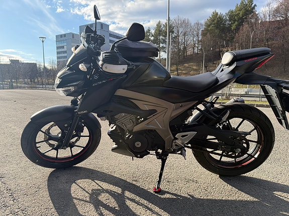 Suzuki GSX-S 125 6 of 9