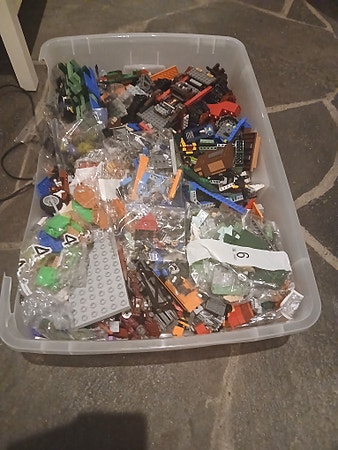 LEGO Technic byggesett og løse klosser