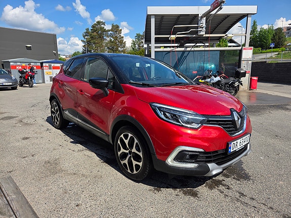 Renault Captur 2 of 5