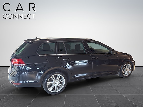 Volkswagen Golf VII 10 of 25