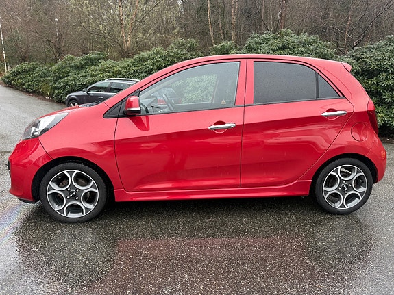 Kia Picanto 4 of 5